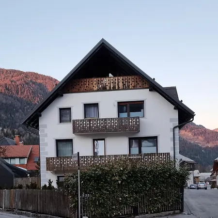 Apartma Ursic Apartamento
